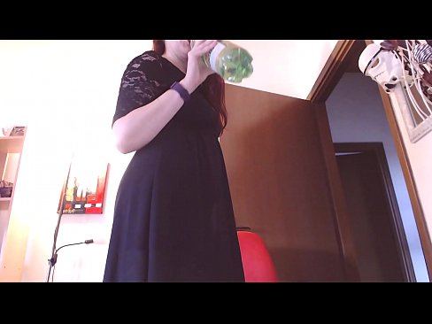 ❤️ Ein unterwürfiger Sklave, der schmutzige und üppige Höschen liebt, wird gezwungen zu masturbieren, nachdem er dieses Video gesehen hat! Fucking video bei uns ﹏